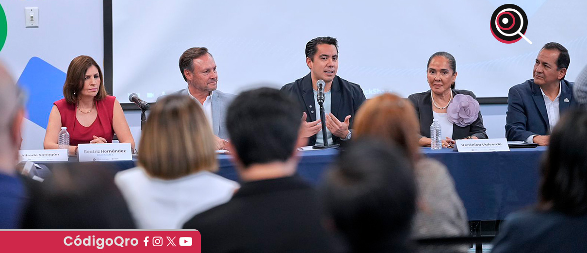 Felifer encabeza sesión del Consejo de Innovación