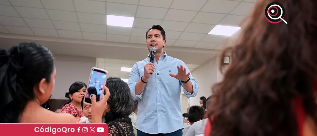 El presidente municipal de Querétaro, Felifer Macías Olvera, anunció apoyos económicos para locatariss de mercados. Foto: Especial