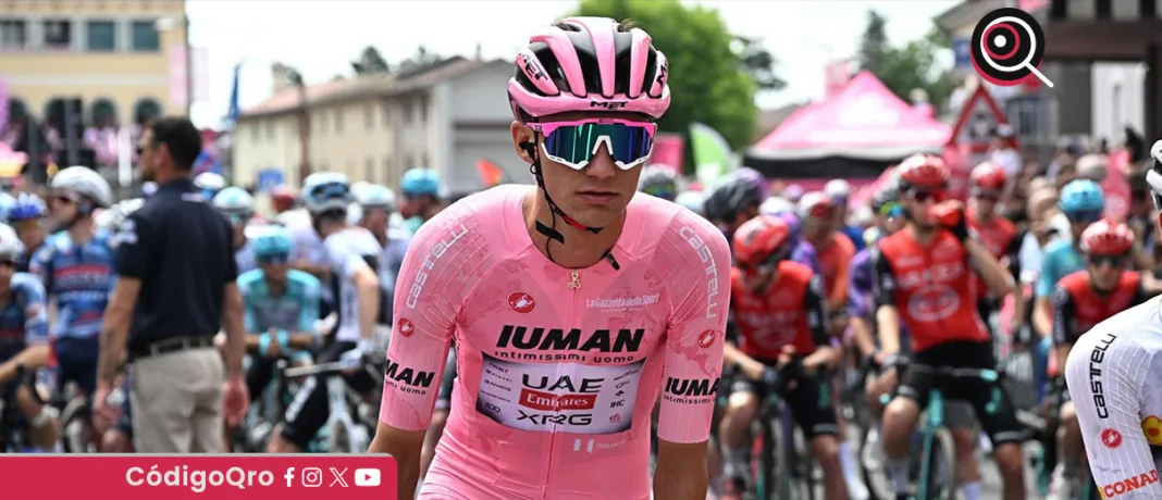 El ciclista mexicano Isaac del Toro consolidó su histórico liderato en el Giro de Italia. Foto: Agencia EFE