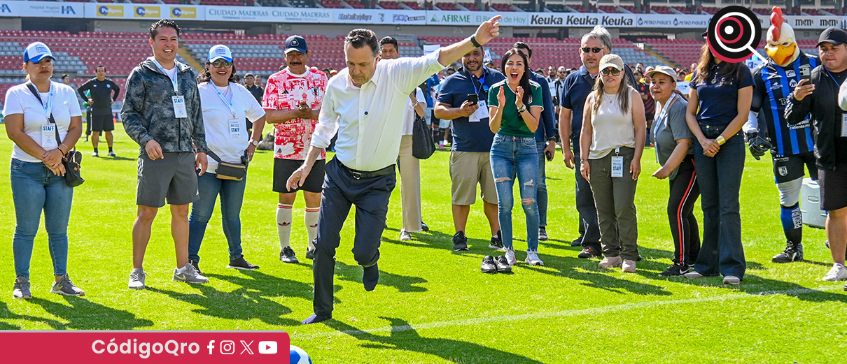 Mauricio Kuri inaugura Torneo Relámpago de Futbol