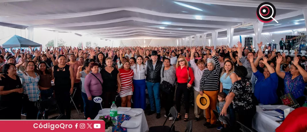 El alcalde destacó que las mujeres han sido eje central de su administración, mediante programas orientados a mejorar su calidad de vida / Foto: Cortesía