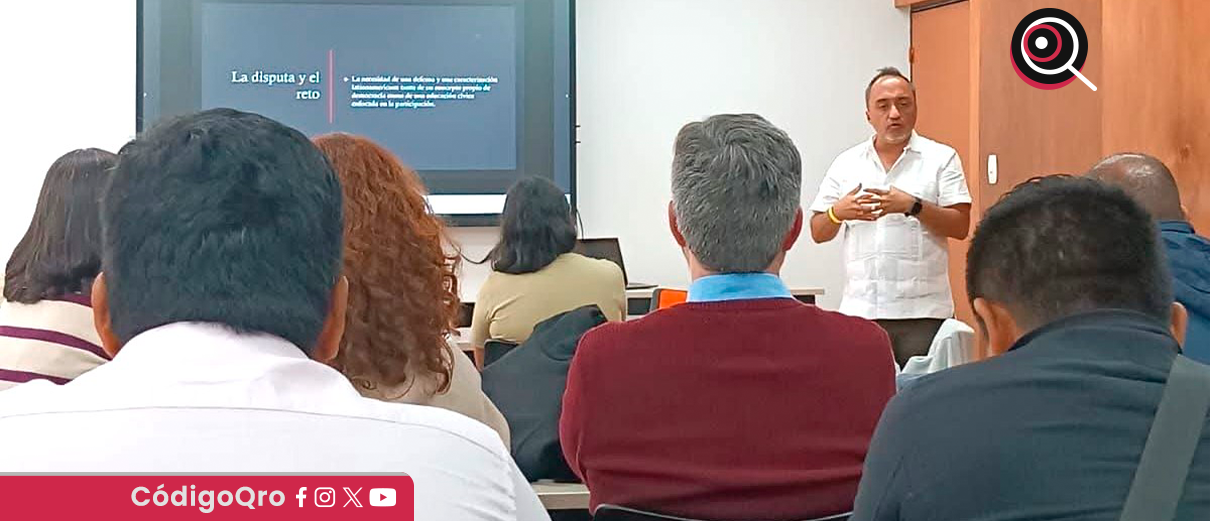 IEEQ participa en conferencia de ciencias sociales en Colombia